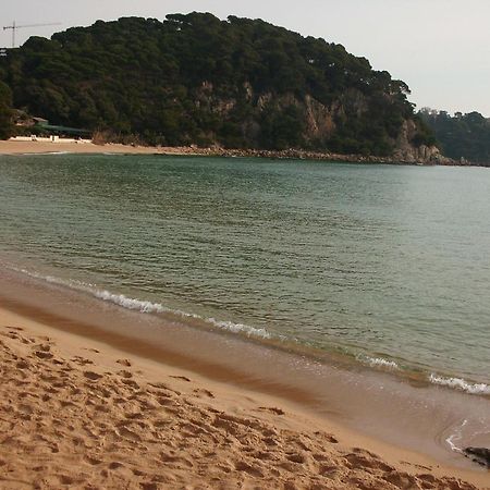 Apartamentos Famara Lloret de Mar Exterior foto