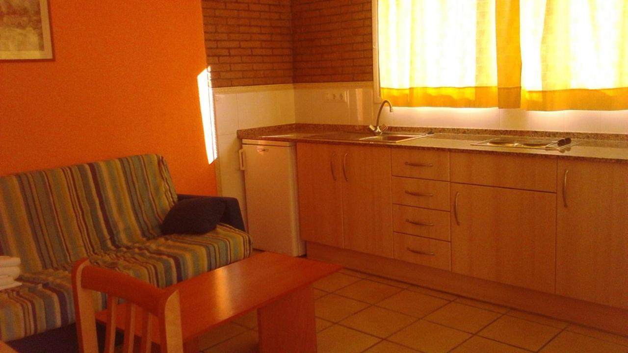 Apartamentos Famara Lloret de Mar Exterior foto