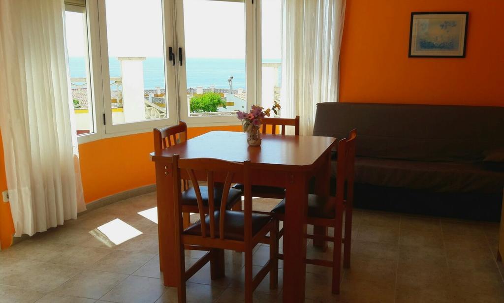 Apartamentos Famara Lloret de Mar Exterior foto