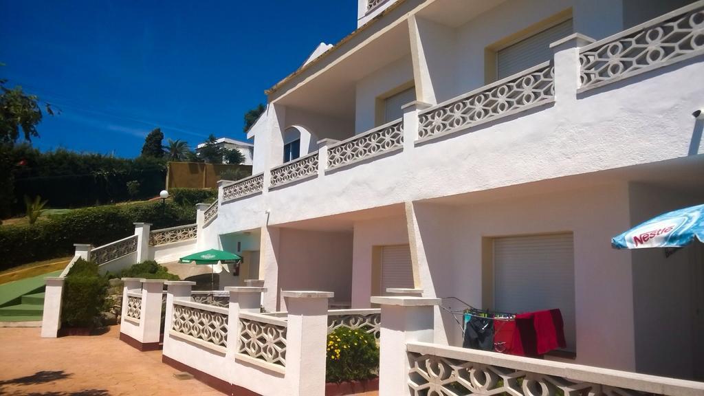 Apartamentos Famara Lloret de Mar Exterior foto